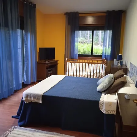 Casa Randufe Holiday home Malvas